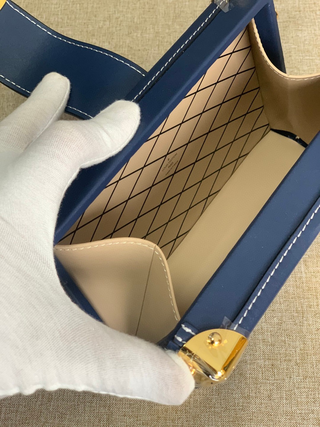ルイヴィトン 超美品 Petite Malle ショルダーバッグ 2212HKJ