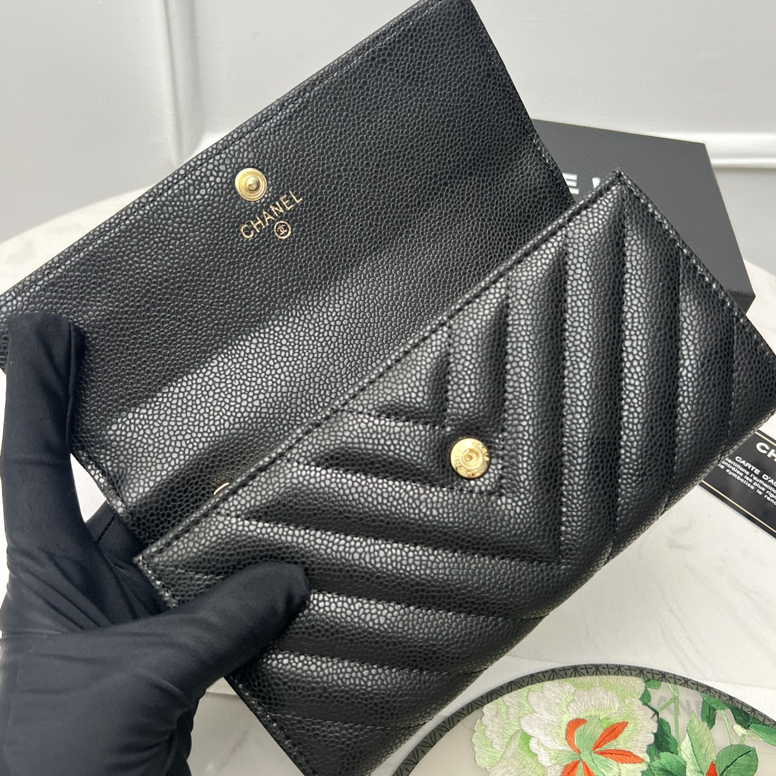 2022シャネル Wホック二つ折り財布/長財布