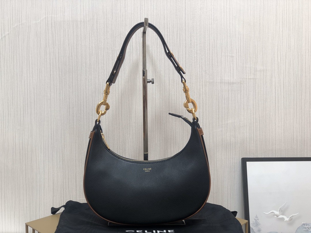 セリーヌ 超美品 AVA STRAP ワンショルダーハンドバッグ 2209
