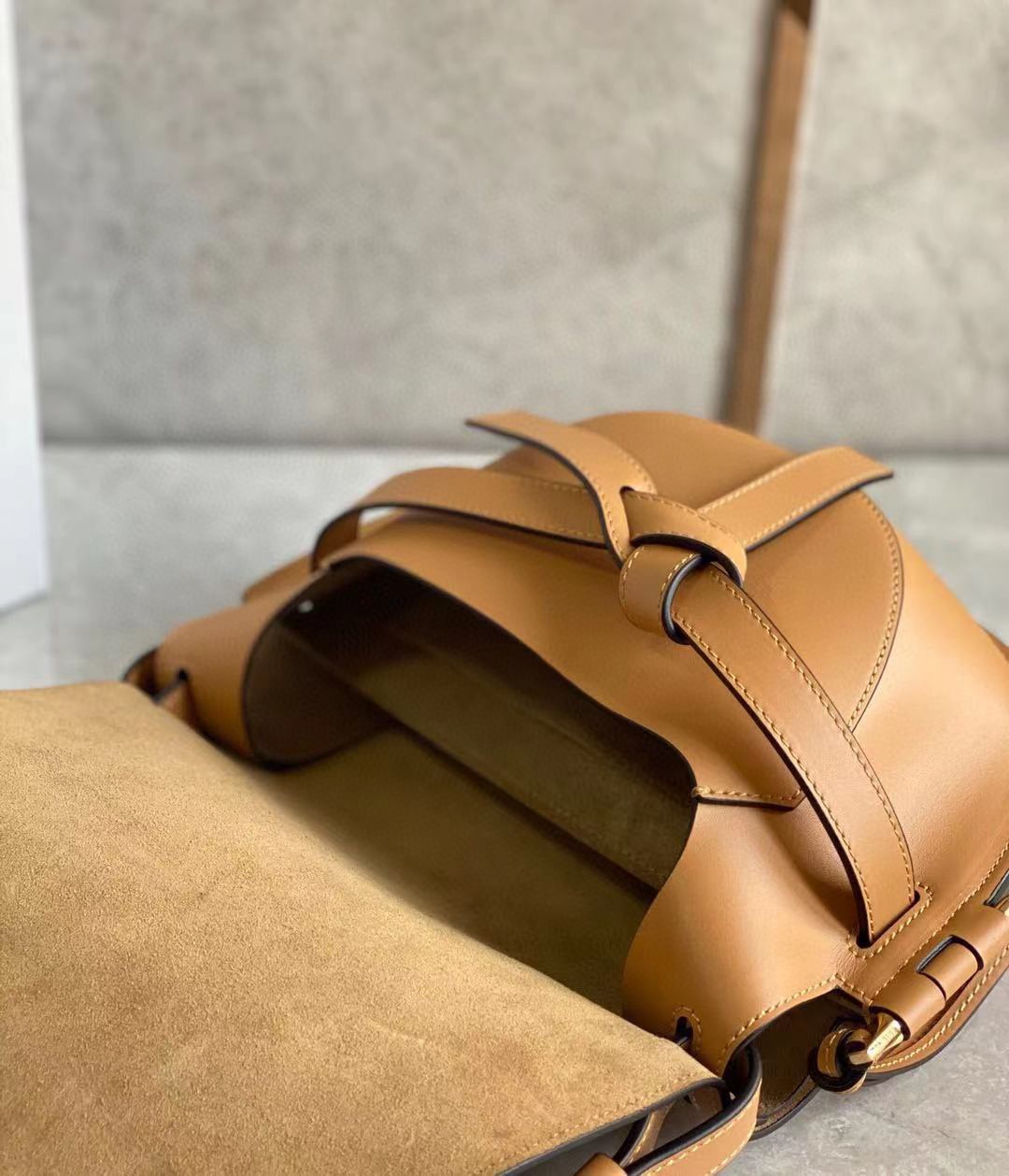 ロエベ 超美品 Gate Dual Saddle ショルダーバッグ 2212
