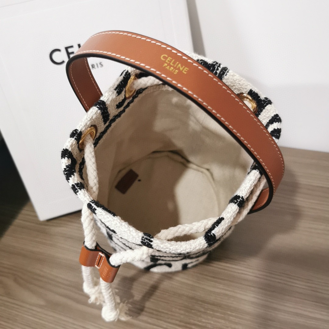 セリーヌ 超美品 Bucket bag ハンドバッグ
