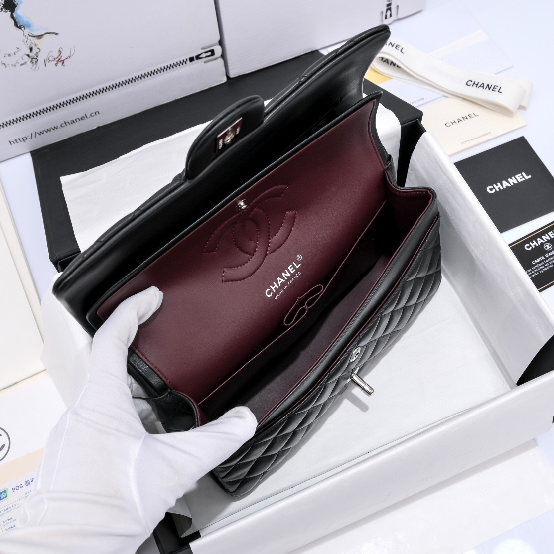 シャネル 超美品 チェーンショルダーバッグ カバン 2211