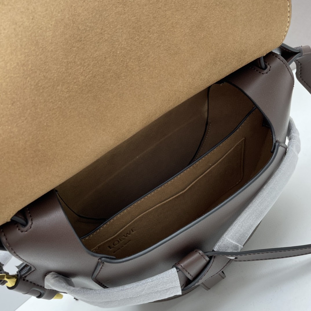 ロエベ 超美品 Gate Dual Saddle ショルダーバッグ 2212