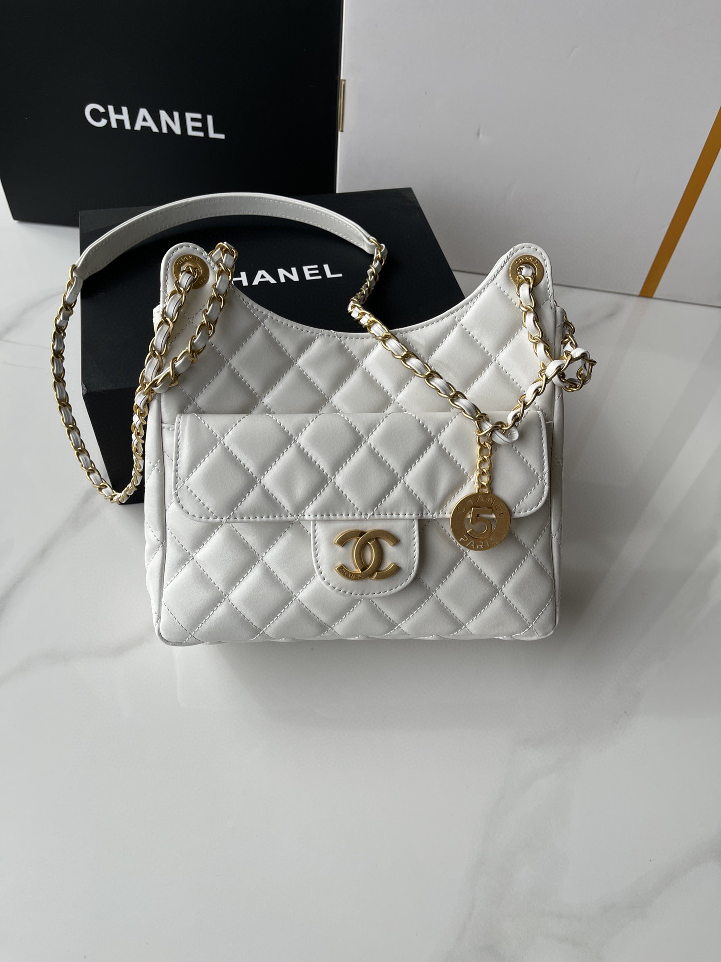 シャネル 超美品 21.5cm ショルダーバッグ