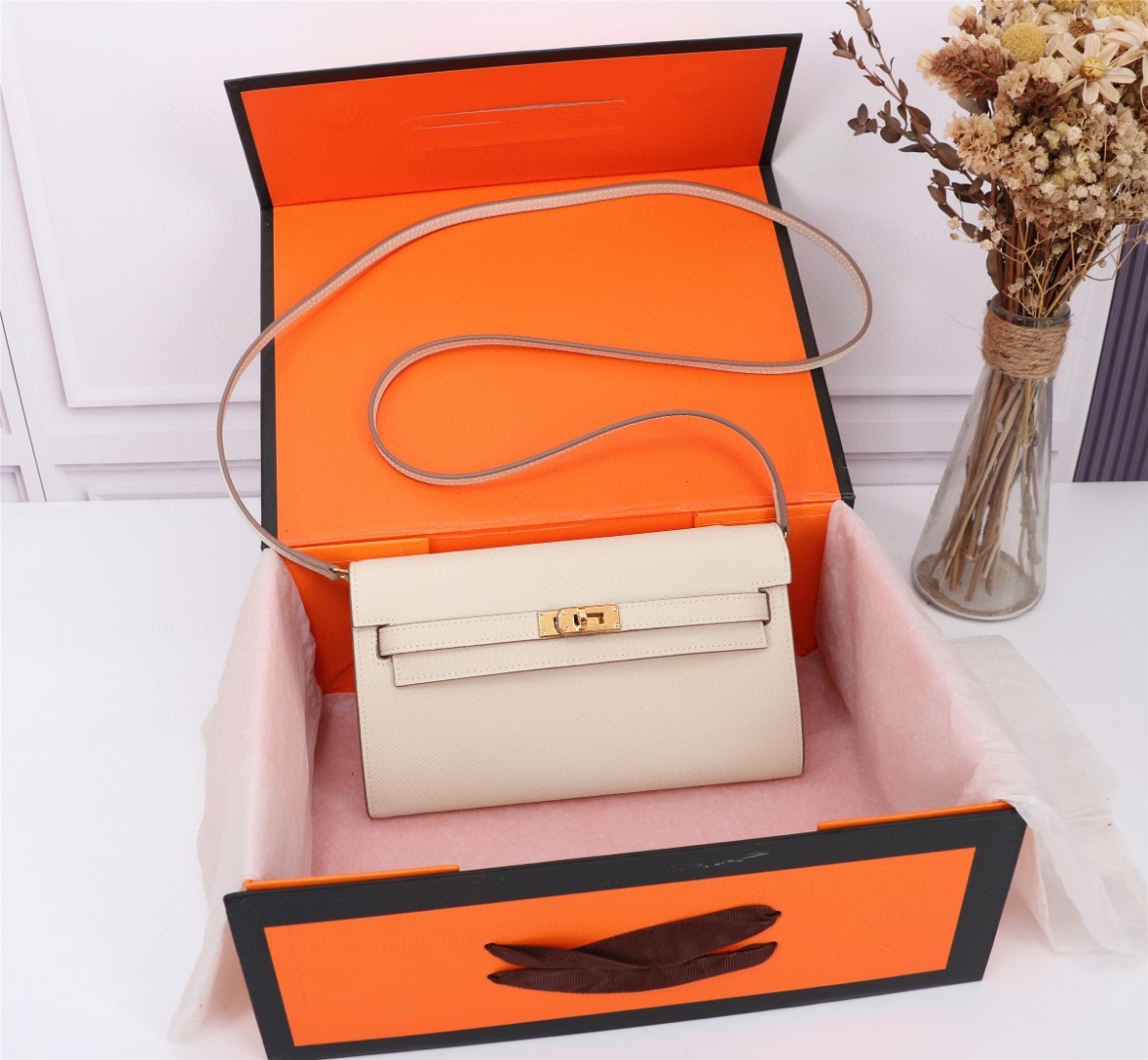 エルメス 超美品 Kelly woc ショルダーバッグ 2212