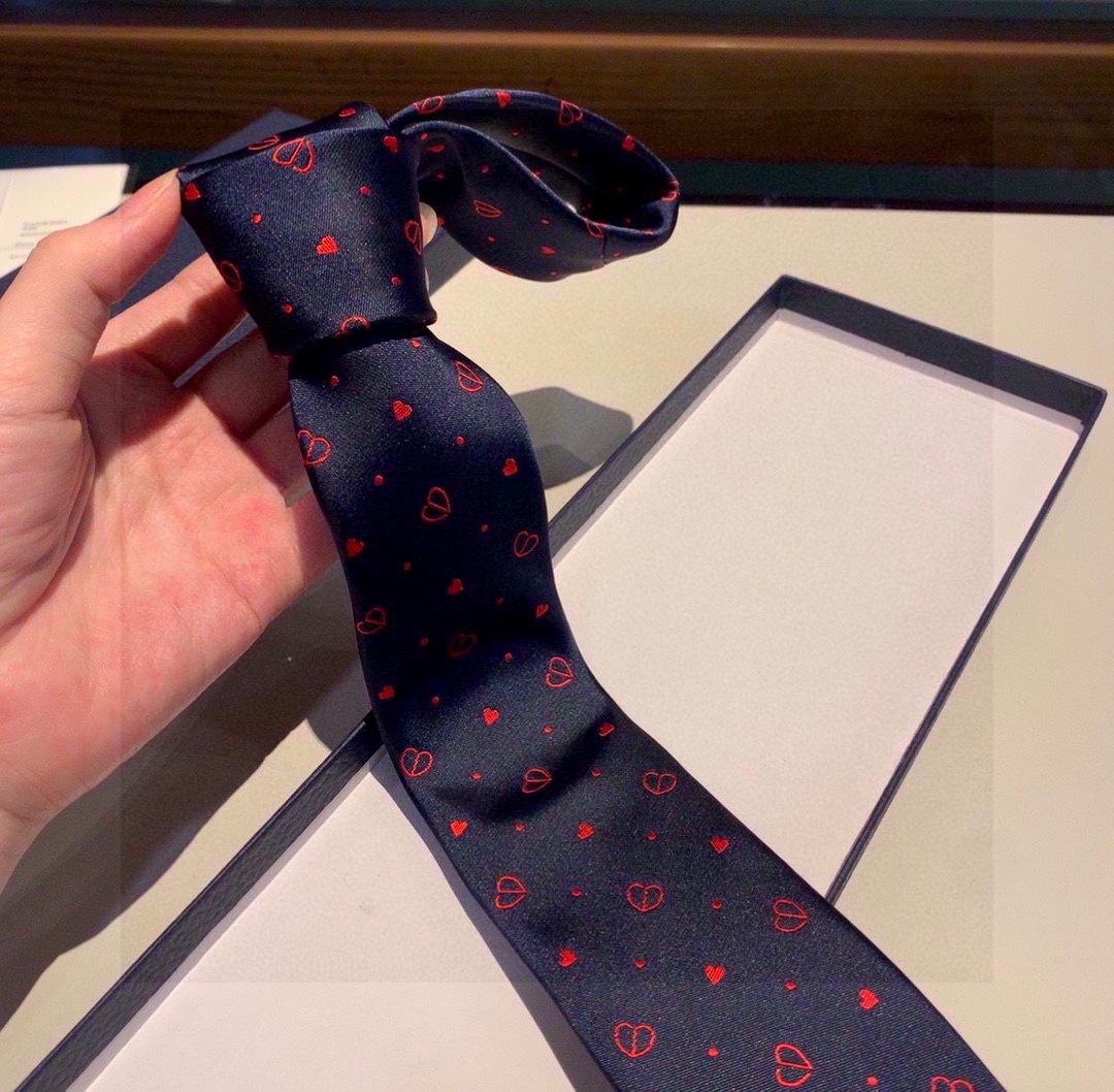 クリスチャンディオール 高品質 シルク Tie ネクタイ【紳士 メンズ】