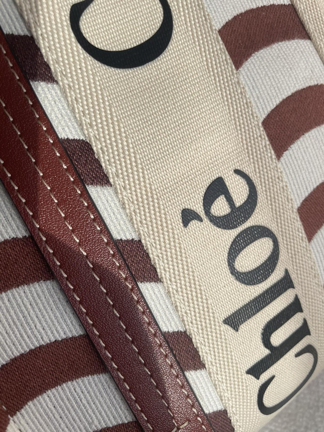 クロエ Woody Tote bag 2WAY 手提げ袋 ショルダー ハンド 2209