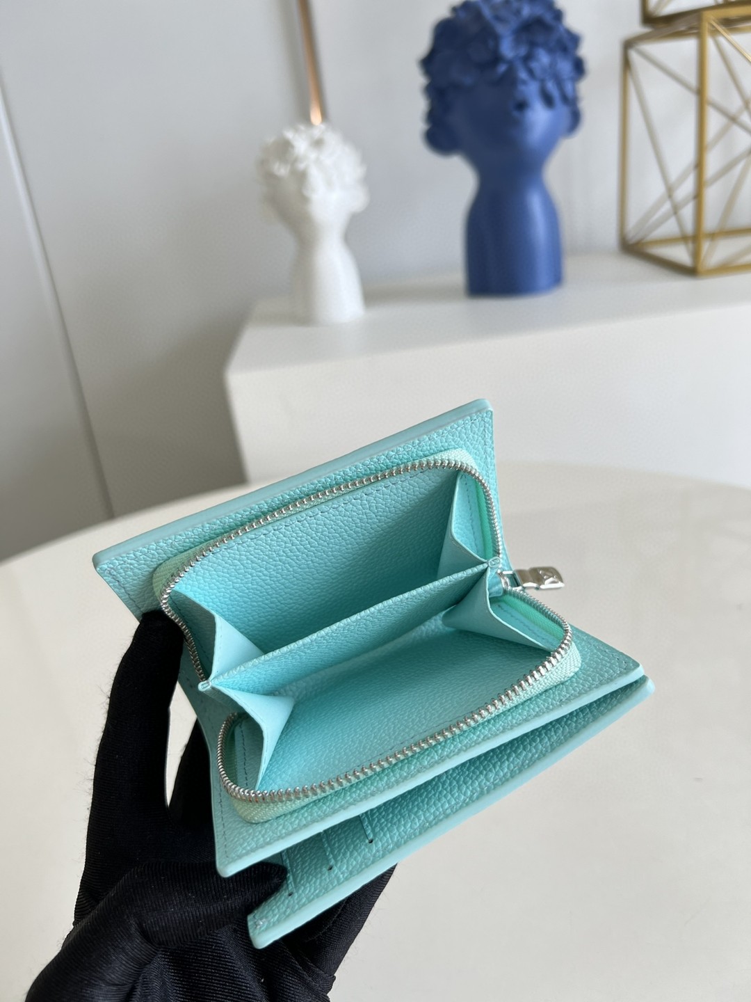 ルイヴィトン 超美品 Monogram Empreinte 二つ折り 短財布