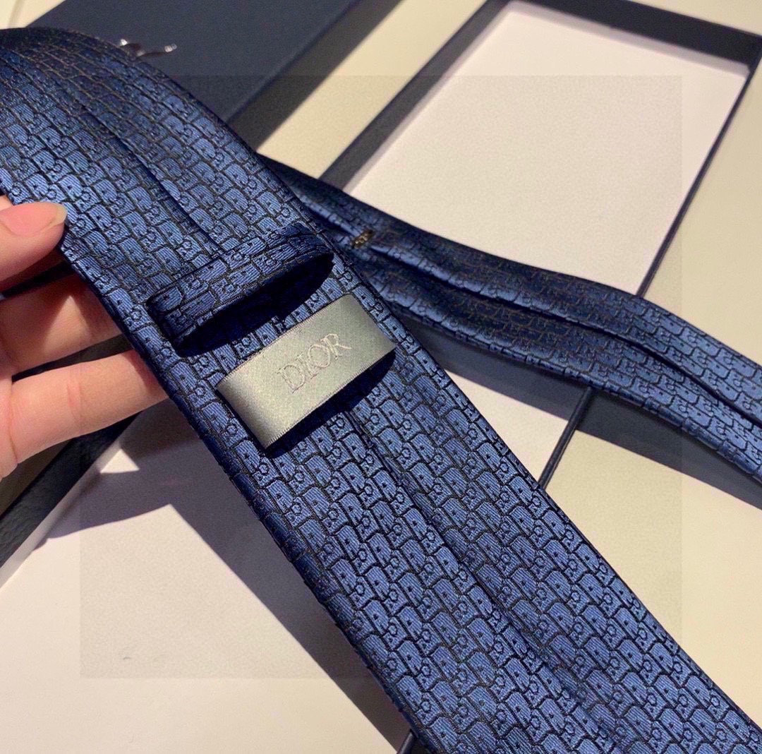 クリスチャンディオール 高品質 シルク Tie ネクタイ【紳士 メンズ】