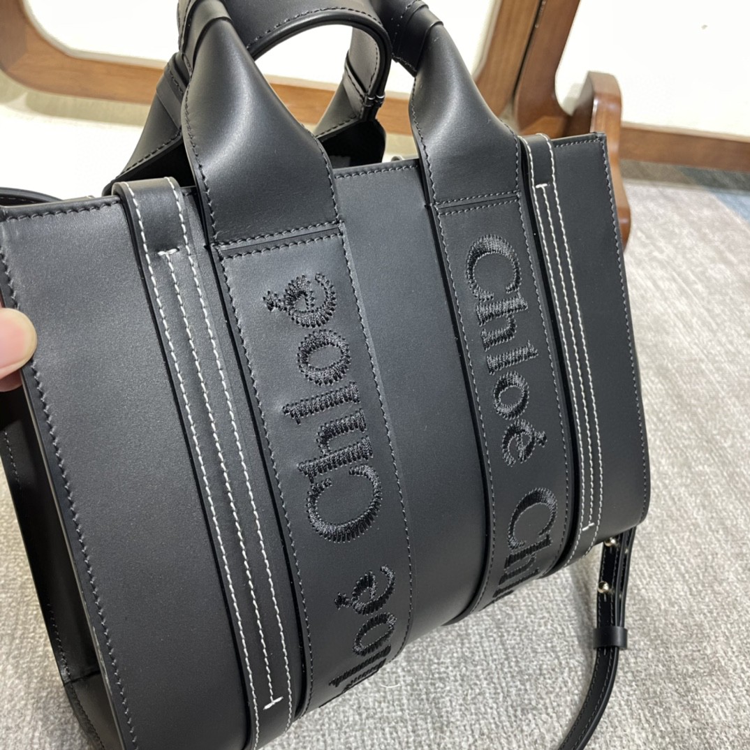 クロエ 極美品 26cm Woody 2WAY 手提げ袋 ショルダーバッグ 2211