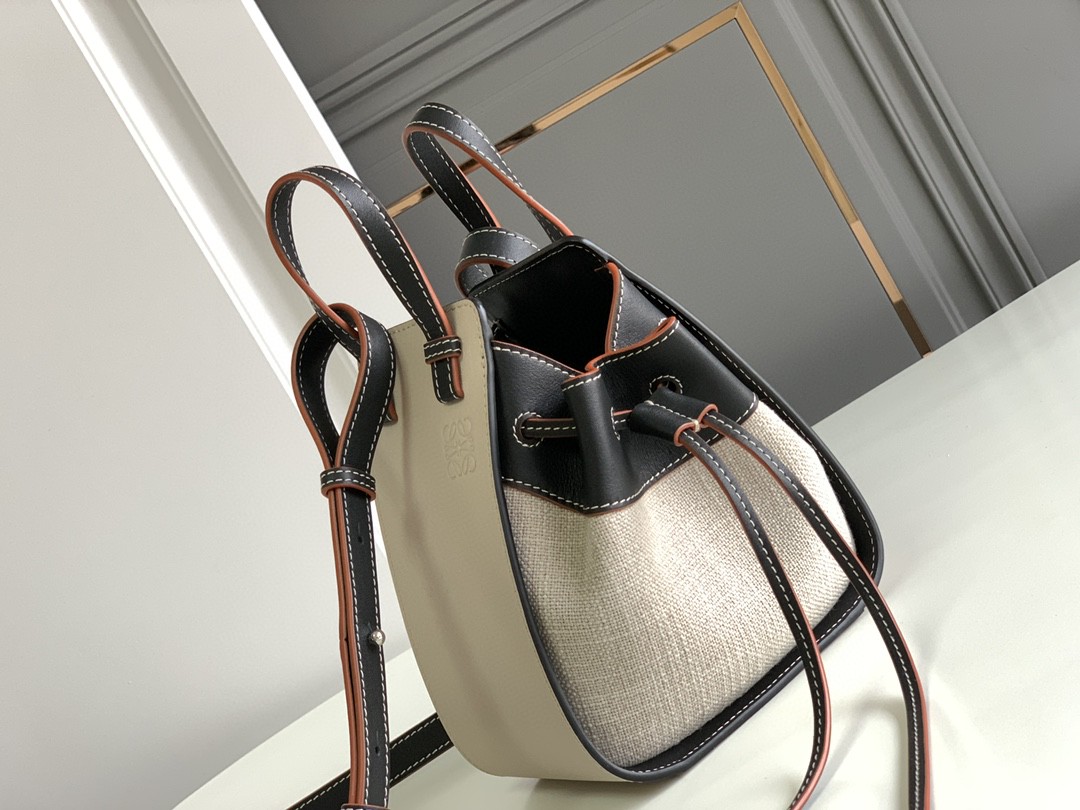 ロエベ 超美品 Mini Hammock Dw Bag ハンドバッグ