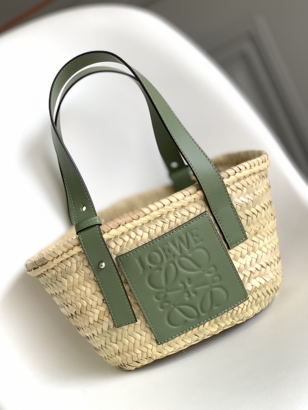 ロエベ 超美品 33cm BB ハンドバッグ