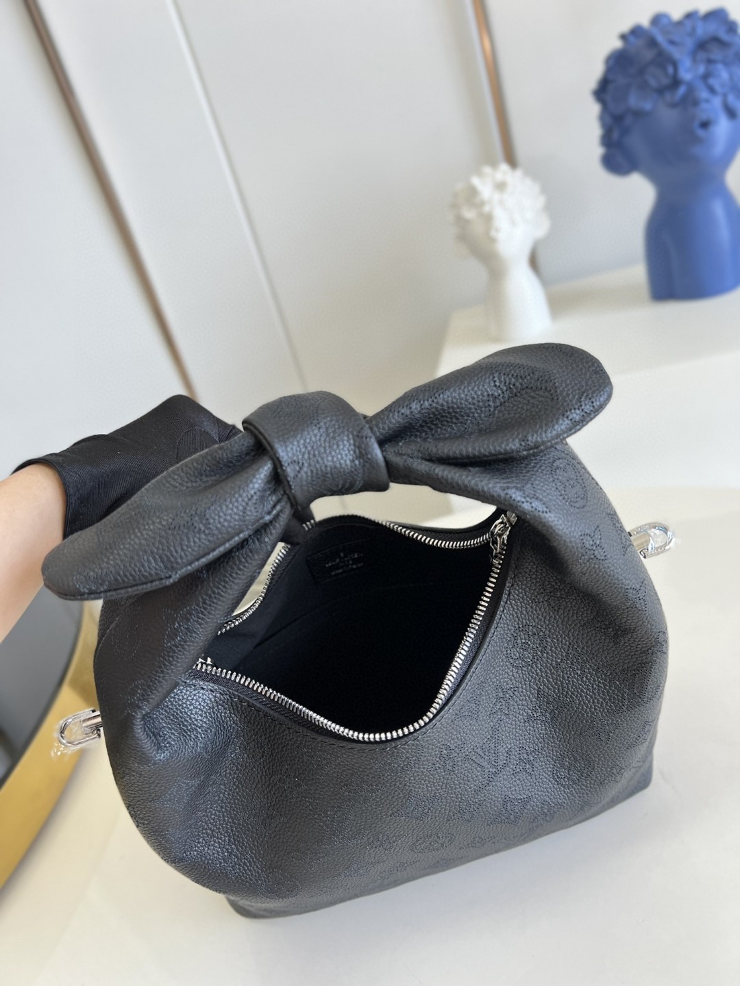 ルイヴィトン 完美品質 Why Knot ハンドバッグ