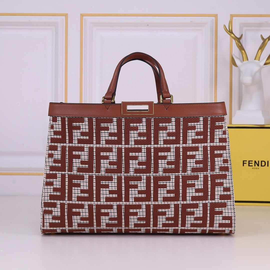 フェンディ 41cm X-Tote ハンドバッグ