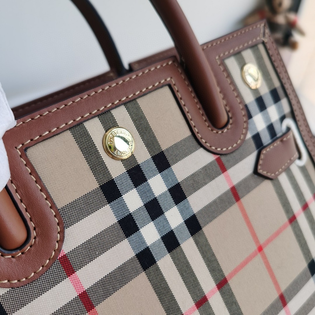 バーバリー 超美品 Title 26cm 2WAY ハンドバッグ