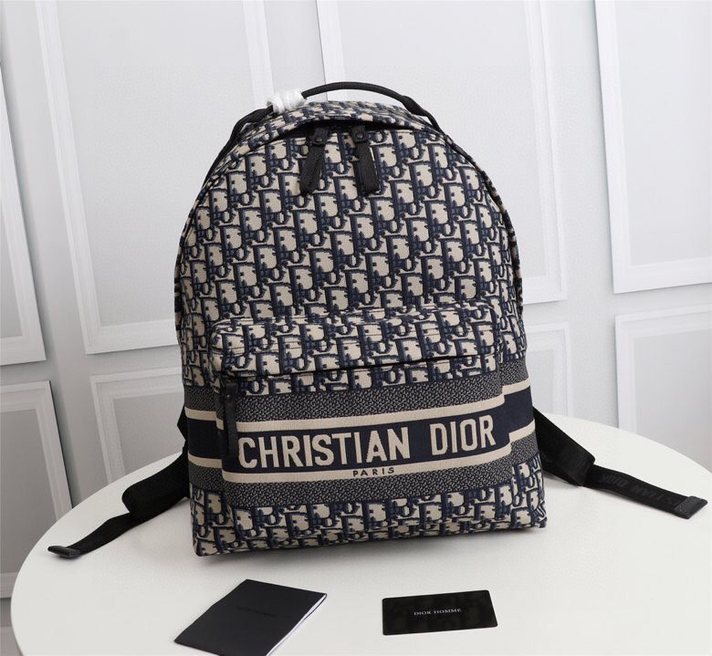 超美品 クリスチャンディオール Travel 後背包 リュック