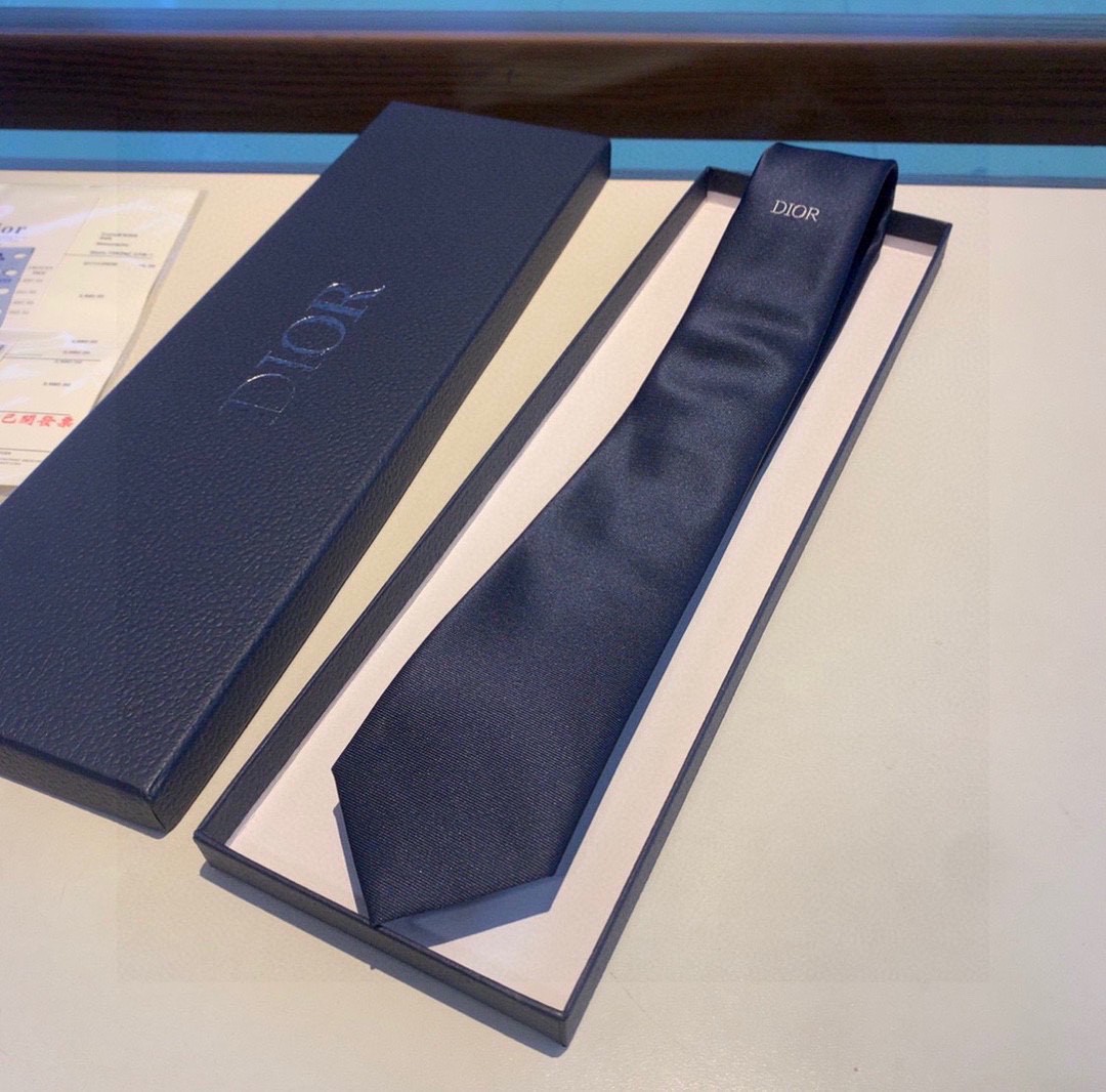 クリスチャンディオール 高品質 シルク Tie ネクタイ【紳士 メンズ】