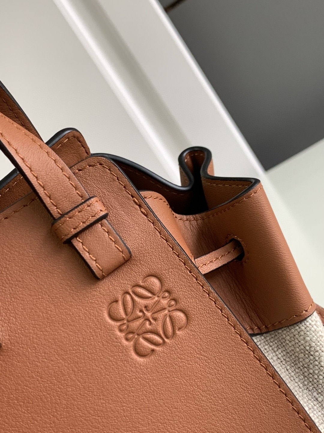 ロエベ 超美品 Mini Hammock Dw Bag ハンドバッグ