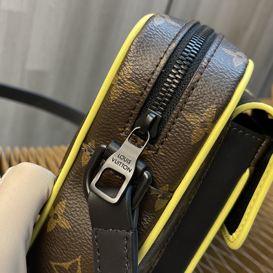 ルイヴィトン 新作通販 Christopher ミニショルダーバッグ