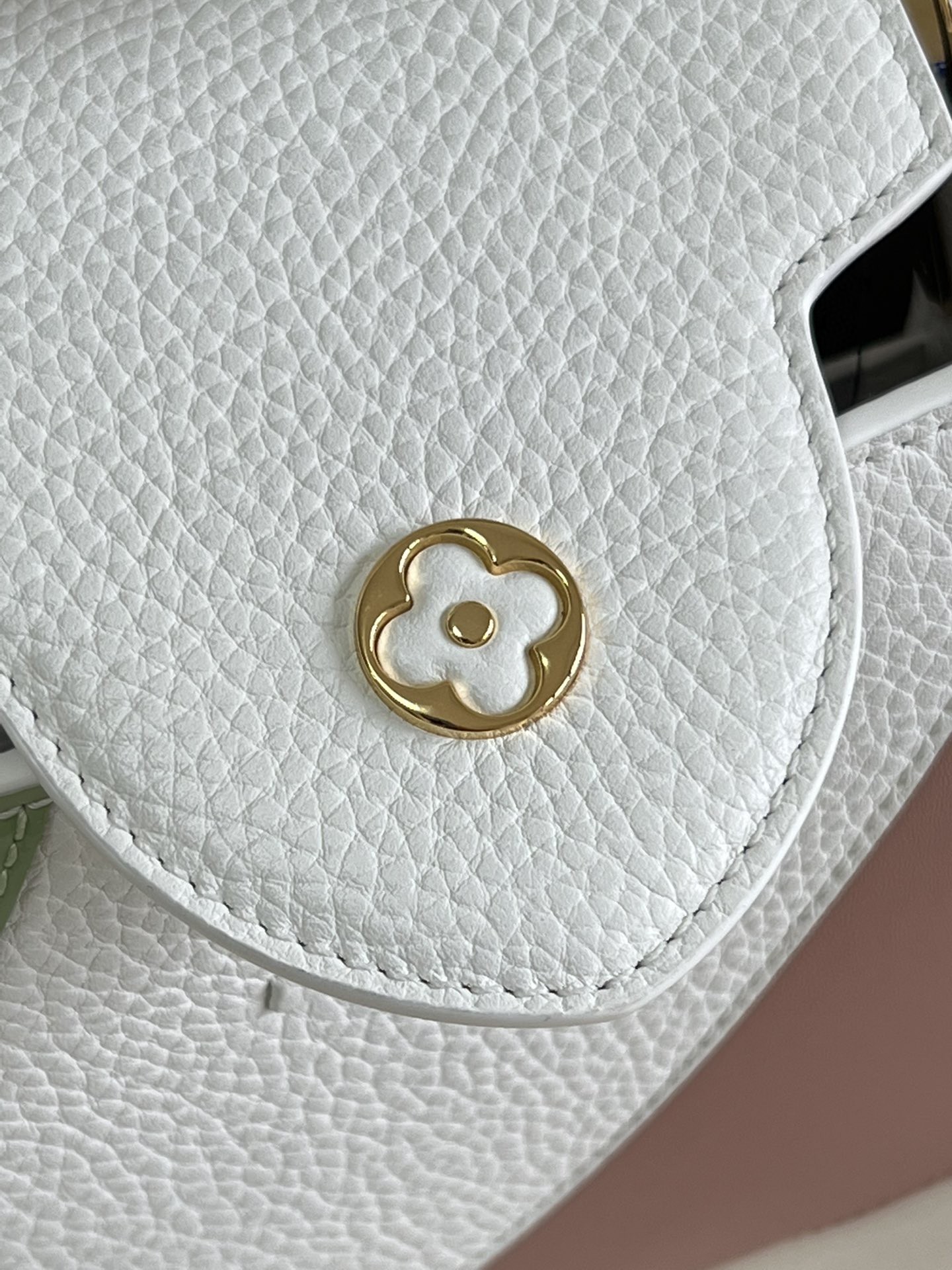 ルイヴィトン 超美品 Capucines BB 2WAY ハンドバッグ