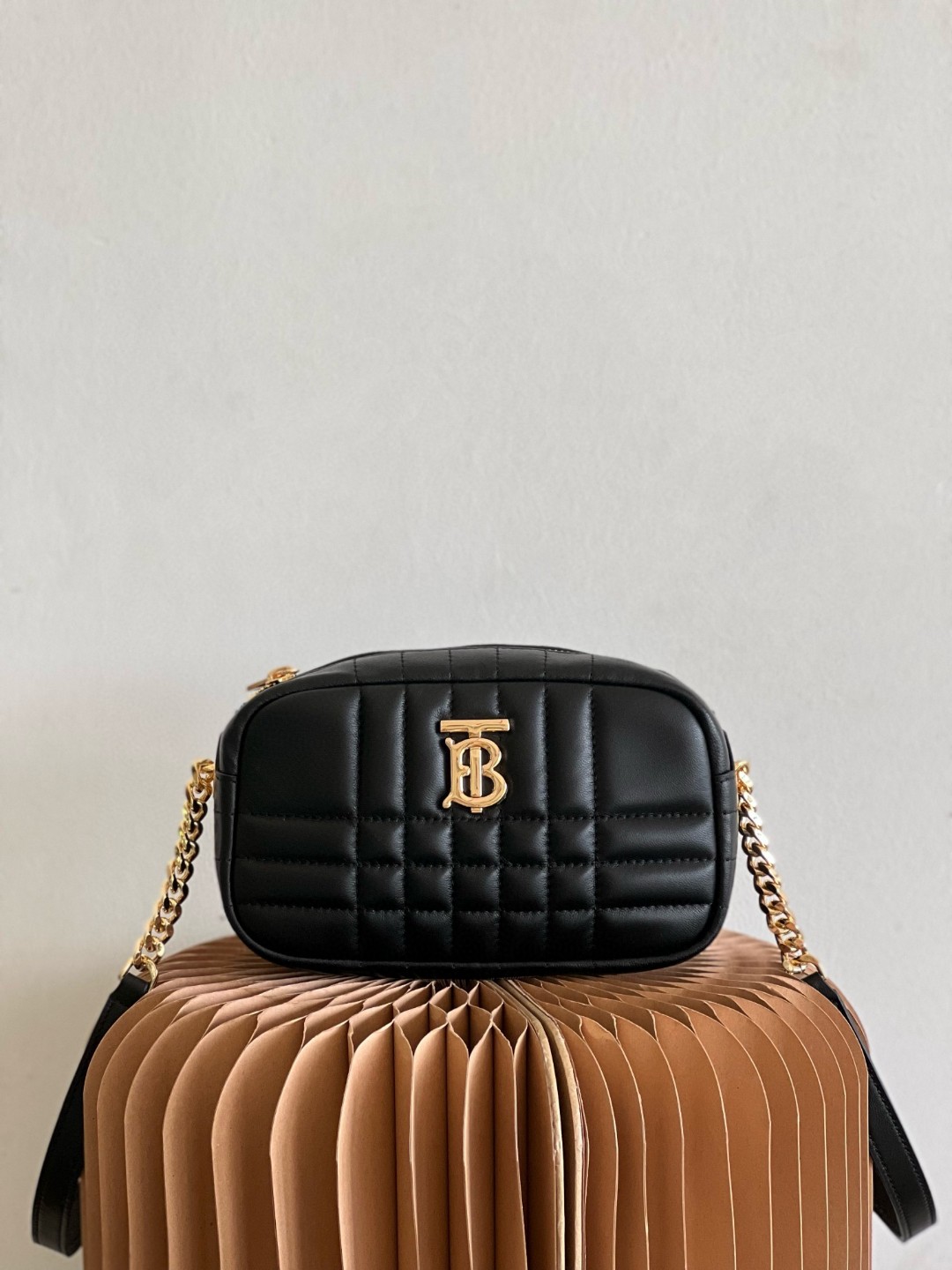 バーバリー 超美品 ポシェット カメラバッグ 2207