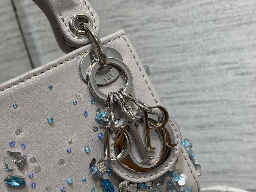 超美品 クリスチャンディオール Layd micro ハンドバッグ