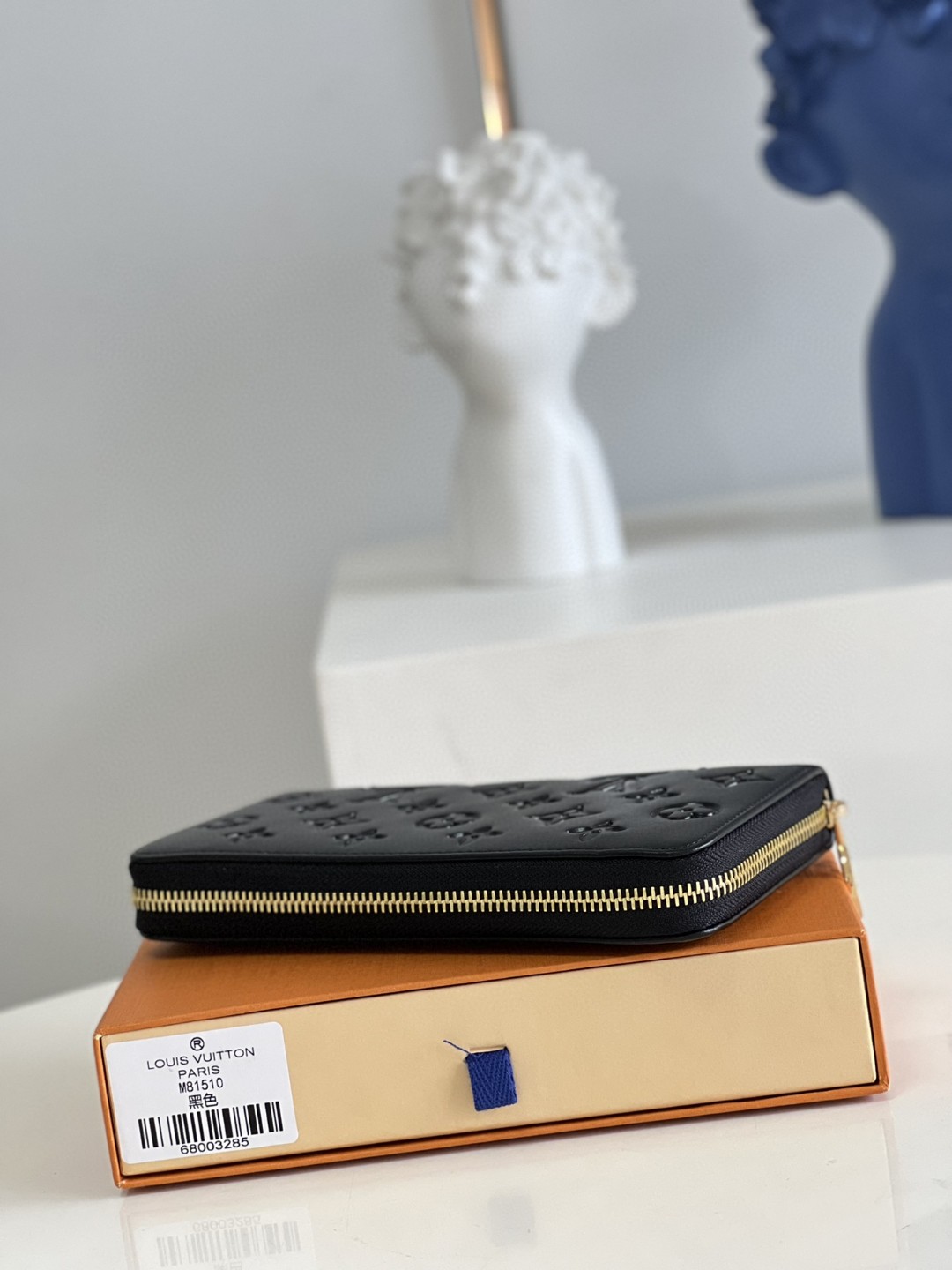 ルイヴィトン 超美品 Monogram ラウンドファスナー式財布 2209