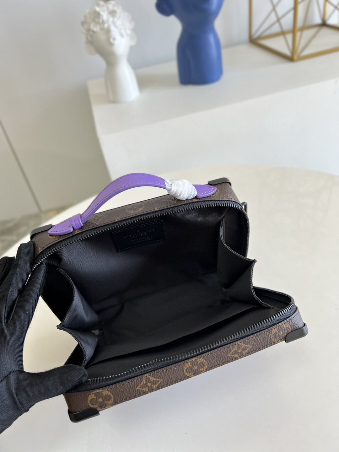 ルイヴィトン 完美品質 Handle Soft Trunk ハンドバッグ 2209