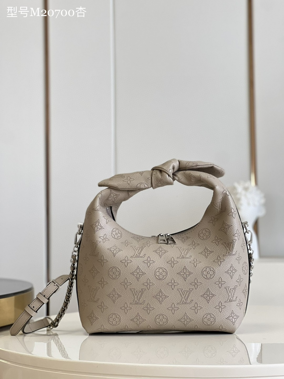 ルイヴィトン 完美品質 Why Knot ハンドバッグ 2209