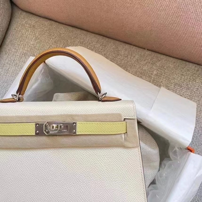 2022 エルメス ショルダーバッグ Mini Kelly2 19cm epsom ck37