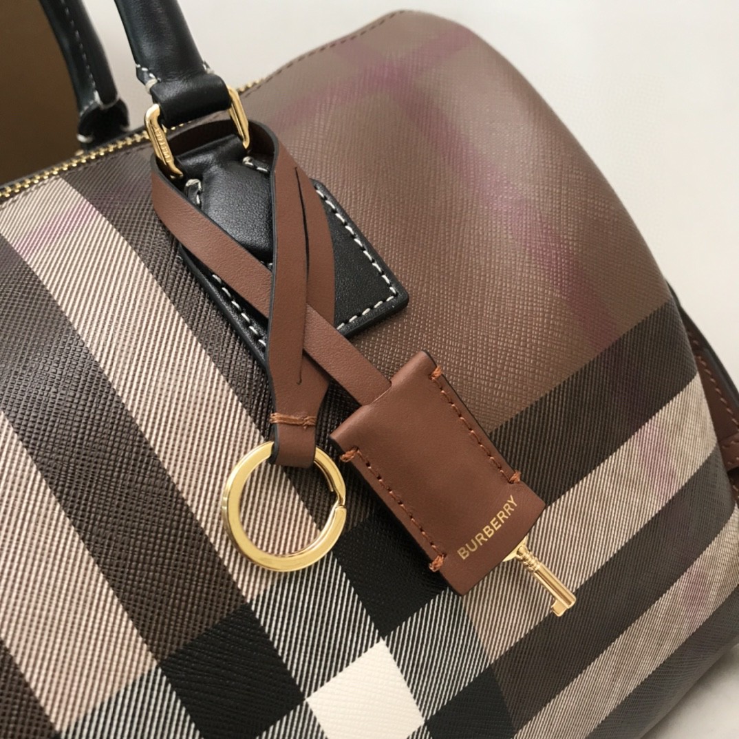 超美品 バーバリー 2WAYショルダーバッグ バッグ