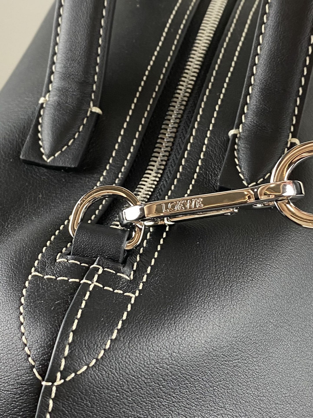 ロエベ 超美品 30 ショルダーバッグ