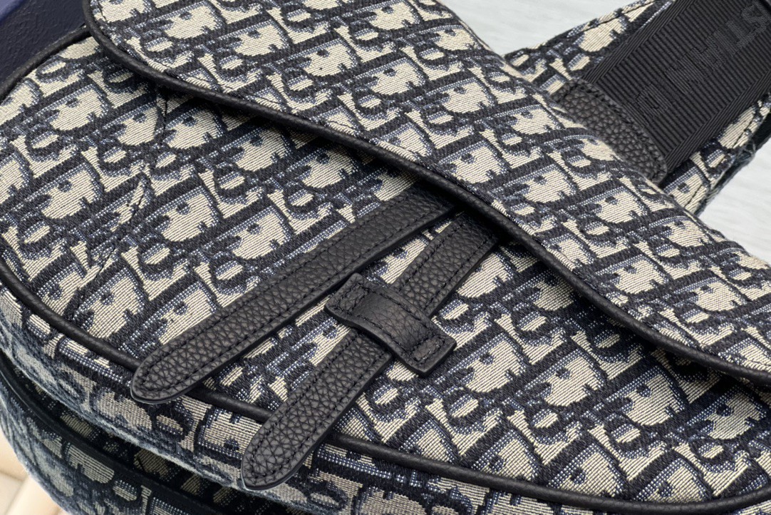 新作通販 クリスチャンディオール saddle ショルダーバッグ 2206