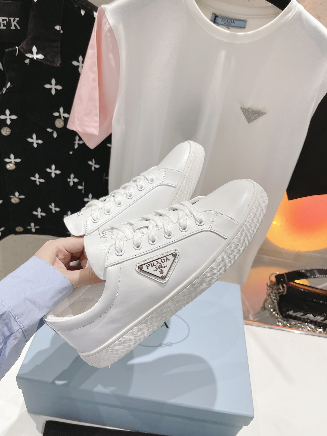 PRADAプラダ 新作 男女兼着 スニーカー レースアップ