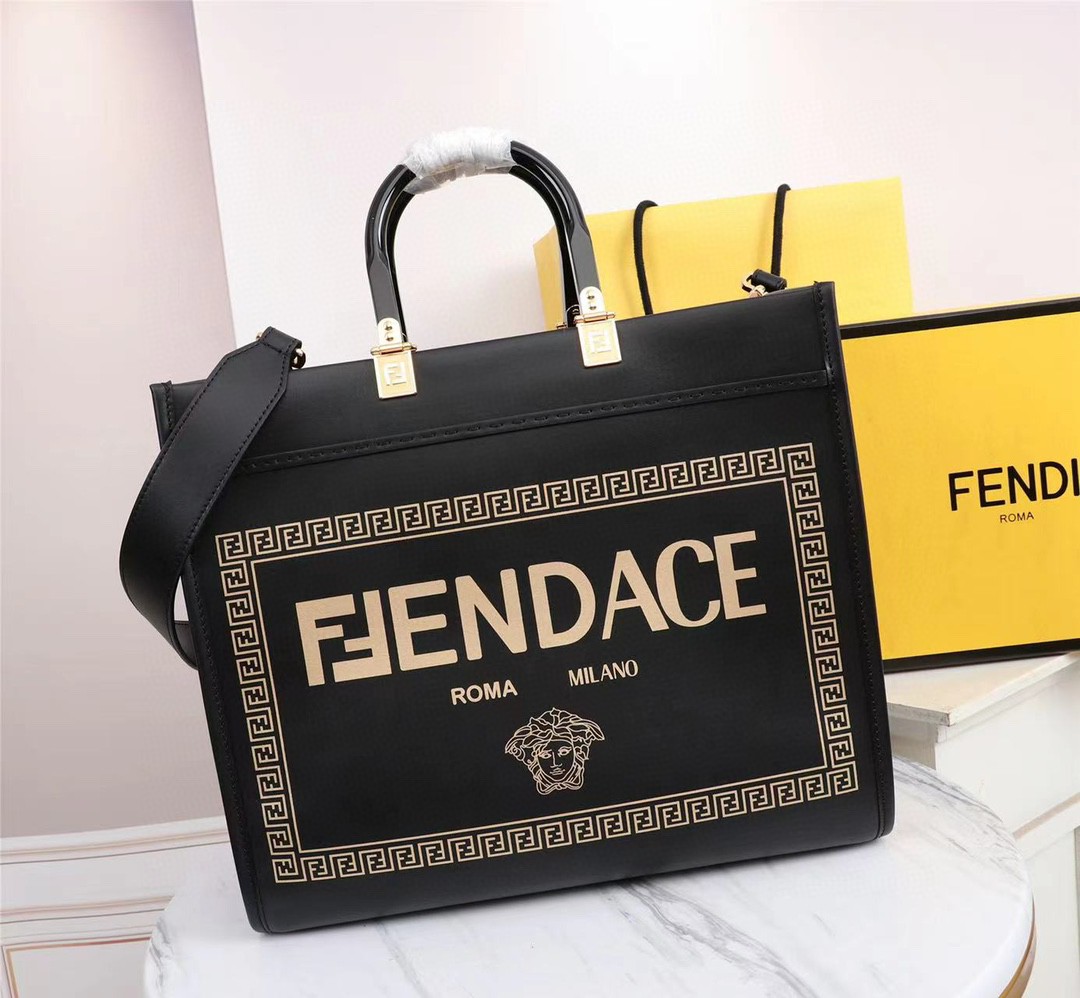 フェンディ 超美品 sunshine 2WAY Tote ハンドバッグ