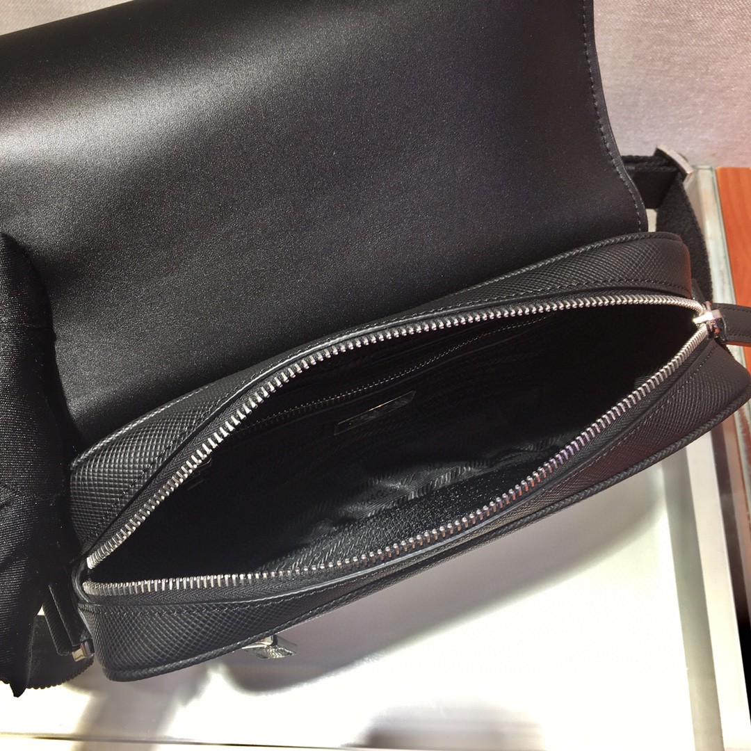 プラダ 高品質 saffiano メッセンジャーバッグ