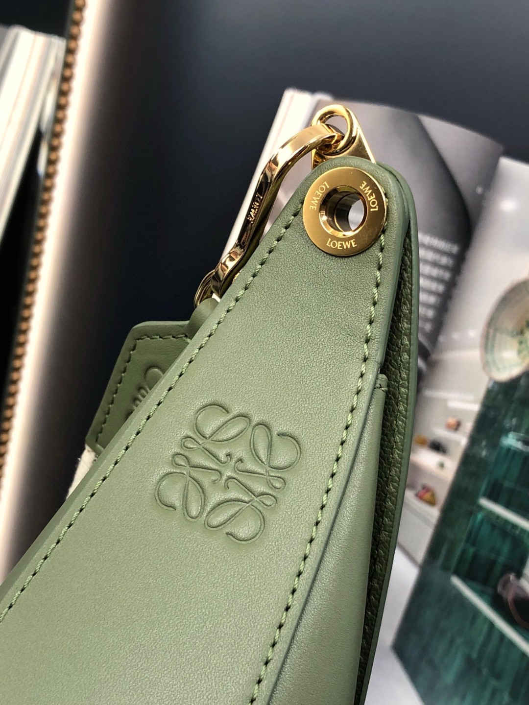 ロエベ 超美品 hobo ショルダーバッグ 2205