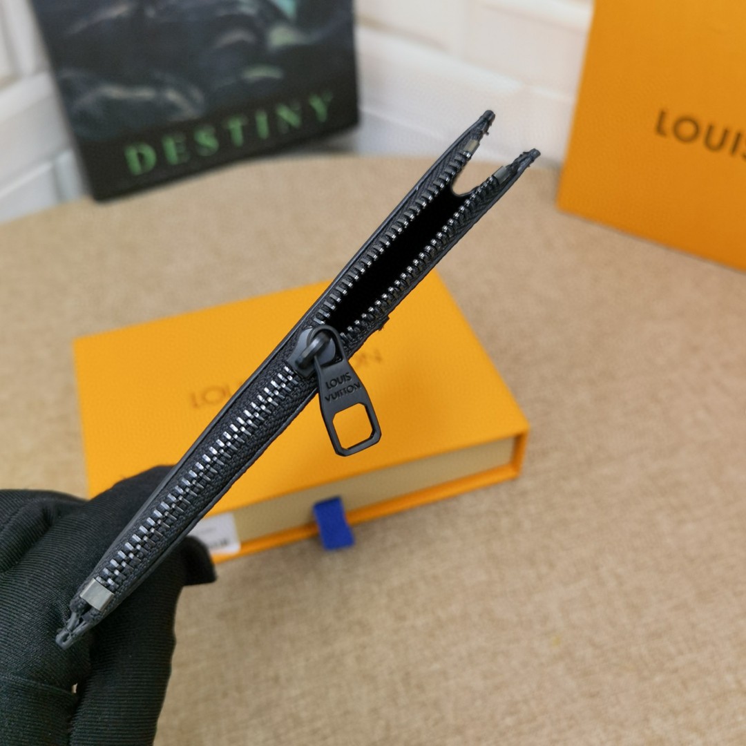ルイヴィトン 新作通販 Utility Damier Graphite カードケース 2206PSJ50