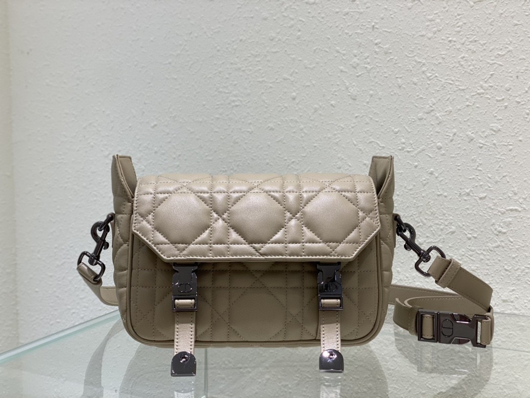 超美品 クリスチャンディオール Diorcamp ショルダーバッグ 2206AGSJ