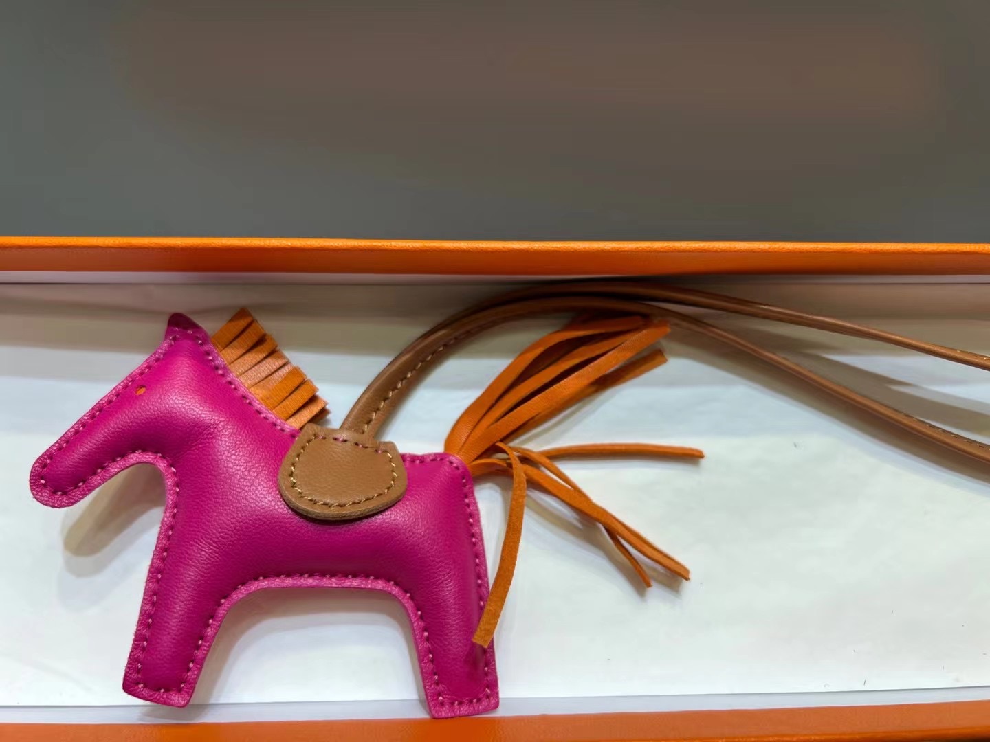 超美品 エルメス 馬 小物 ストラップ