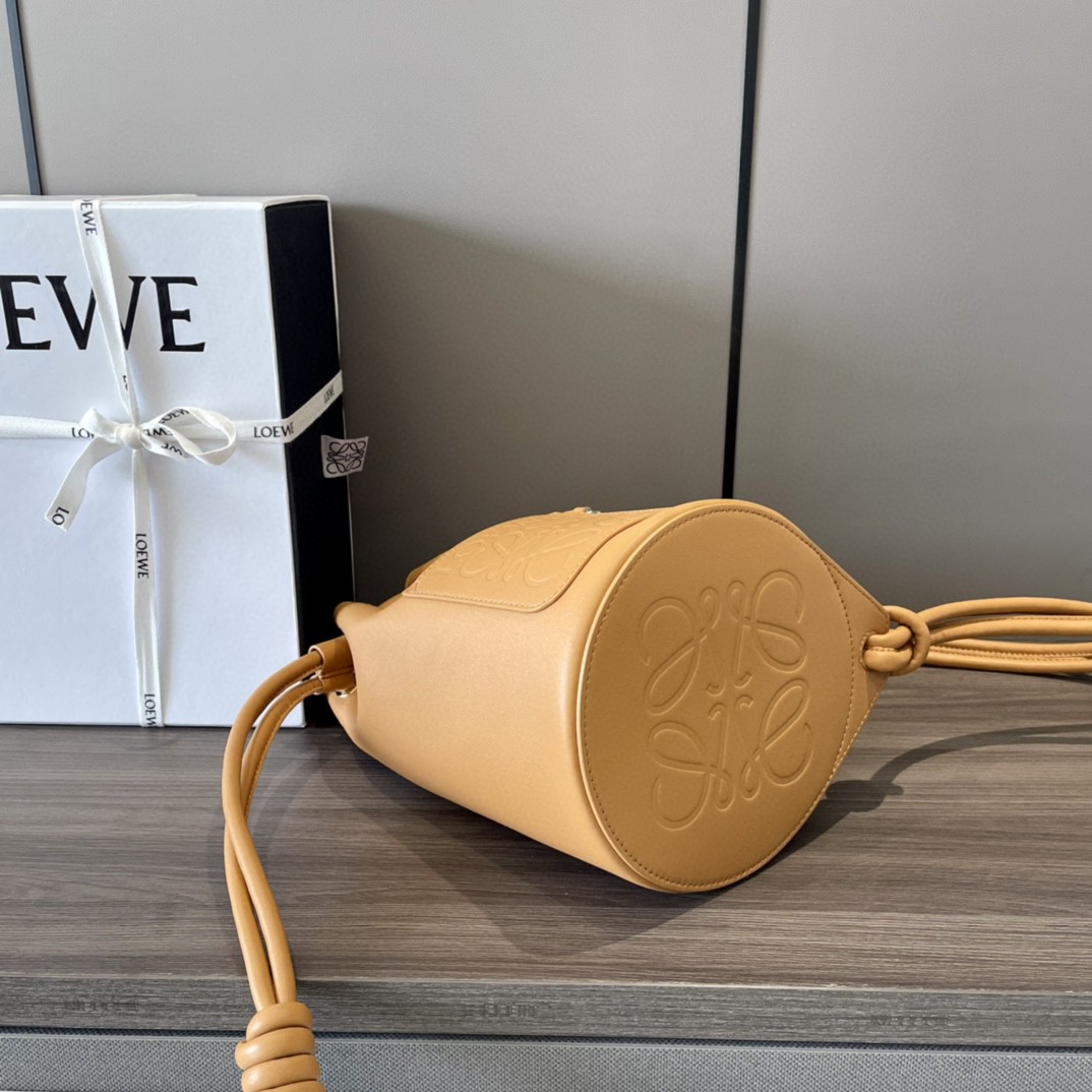 ロエベ 超美品 Sailor ショルダーバッグ