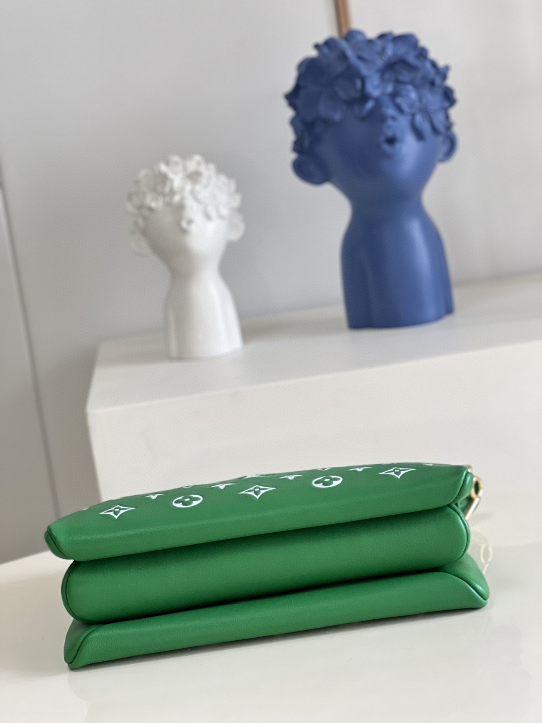 ルイヴィトン 高品質 Coussin Monogram ハンドバッグ