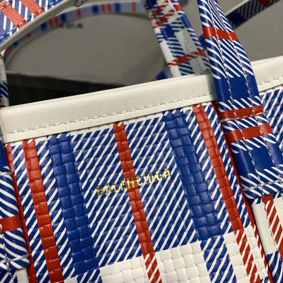 バレンシアガ 2022新品 28.4 Tote ショッピングバッグ 2206