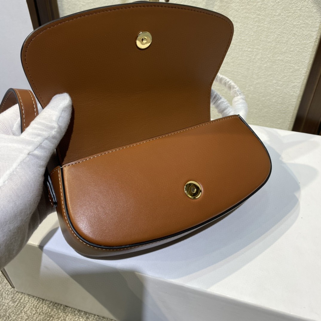 セリーヌ CELINE 超美品 ポシェット ショルダーバッグ 2205C