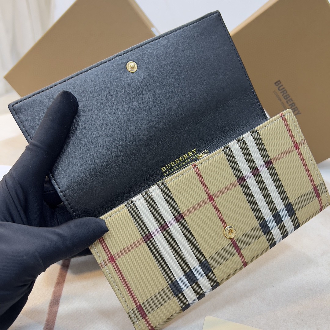 BURBERRY バーバリー 新作通販 長財布/二つ折り財布