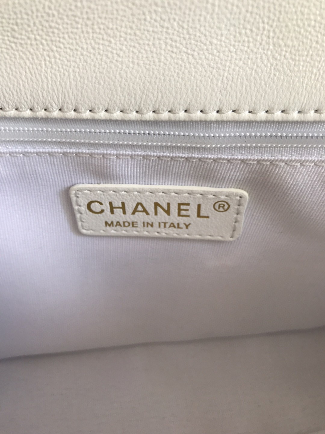 CHANEL シャネル 高品質 27 チェーンショルダーバッグ 2203