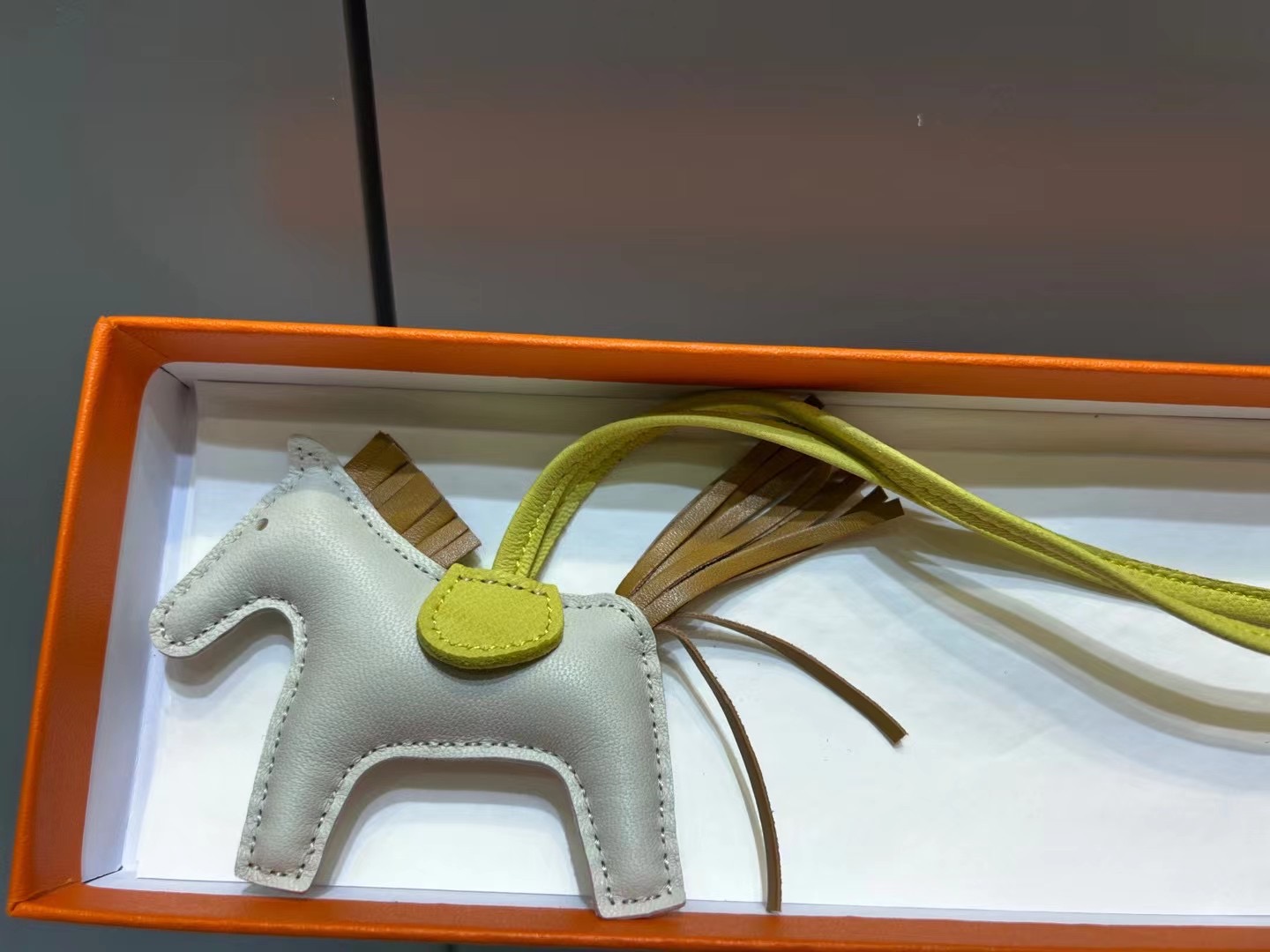超美品 エルメス 馬 小物 ストラップ