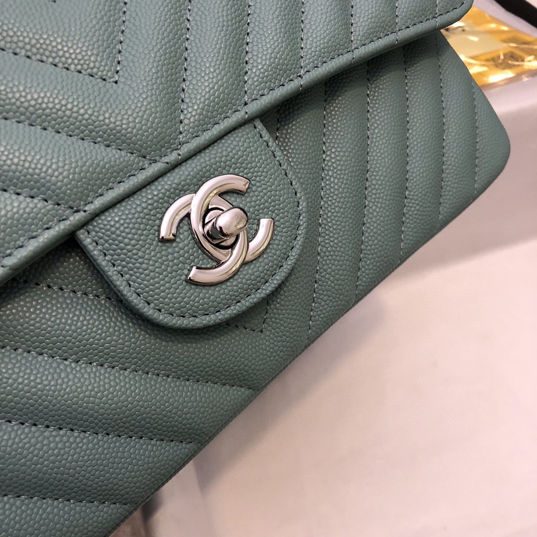 シャネル 超美品 25 チェーンショルダーバッグ 2206