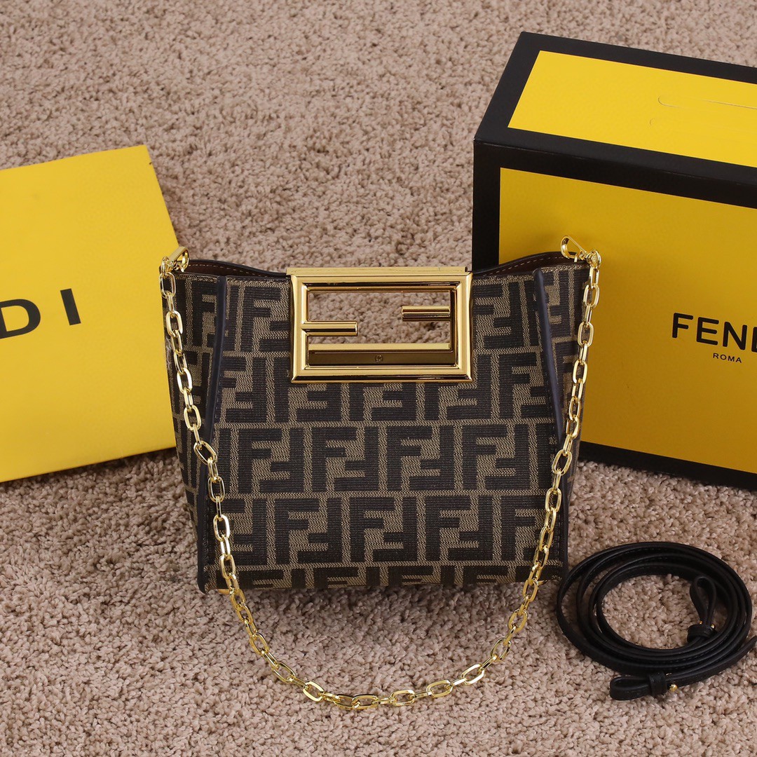 FENDI フェンディ 2022新作通販 20 2WAY ハンドバッグ