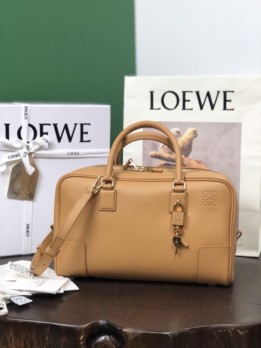 ロエベ 超美品 28 2WAY ショルダーバッグ
